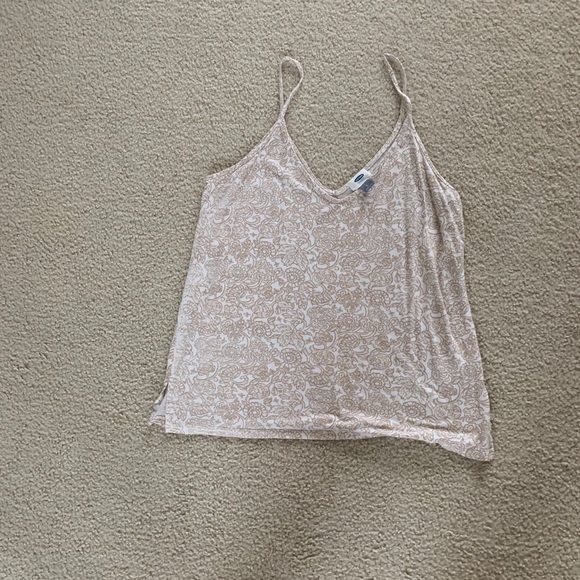 Old Navy Tops - Beige paisley tank top